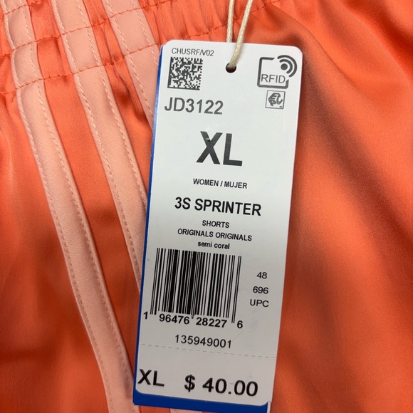 Adidas womans running Shorts - Picture 3 of 3